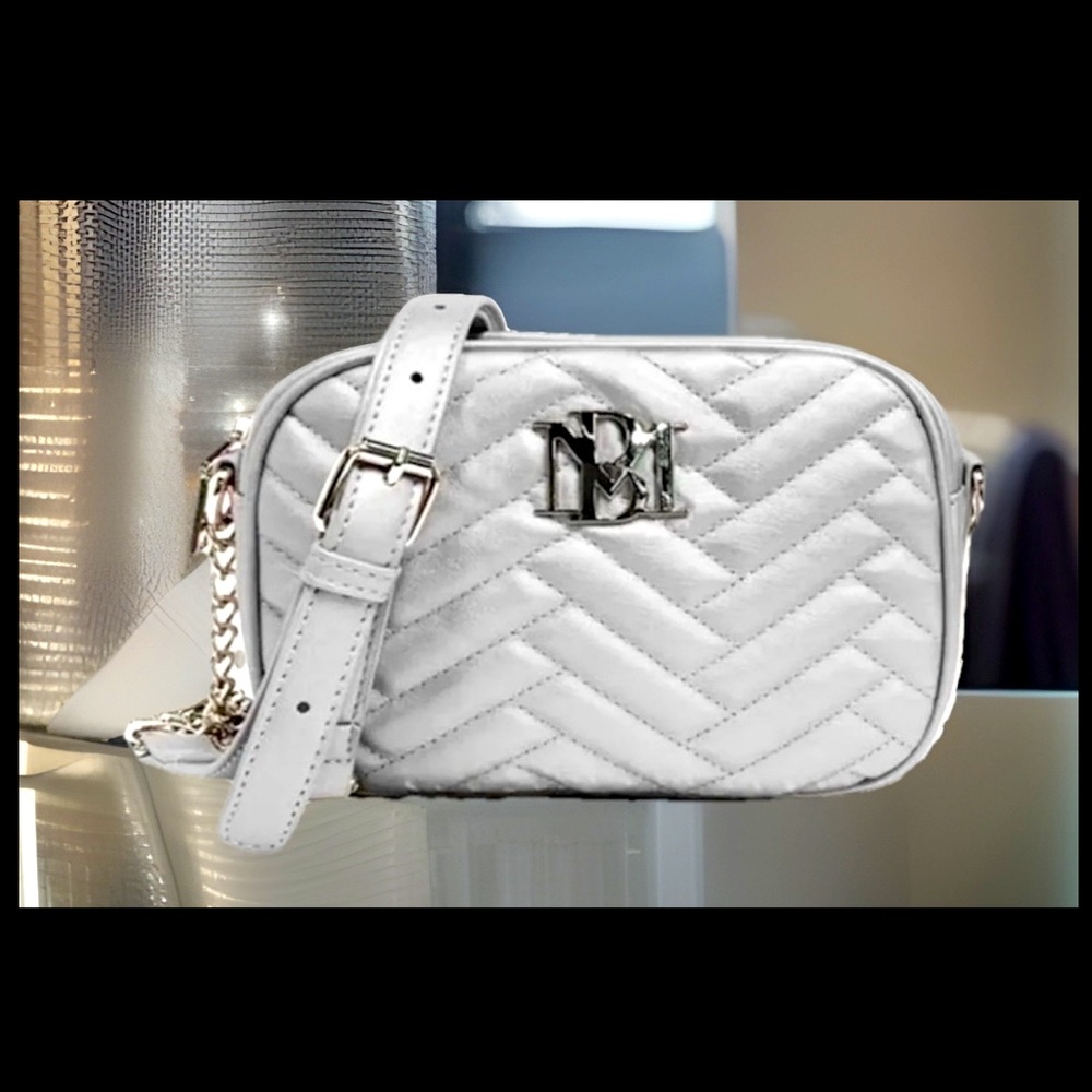 Badgley Mischka Quilted Camera Bag W/Slip Pocket On The Back Metallic Gray NWT